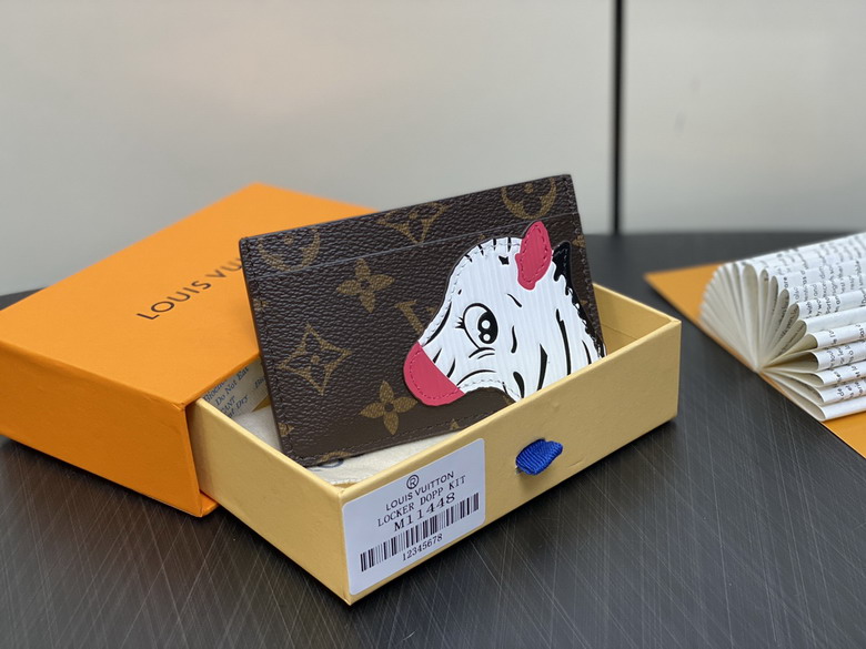 Wholesale Cheap Aaa Louis Vuitton Card Holder Wallets for sale