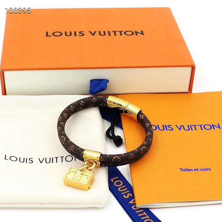 Wholesale Cheap Louis Vuitton Designer Bracelets for Sale