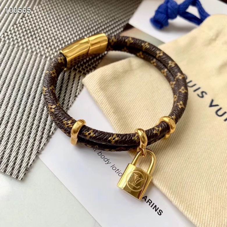 Wholesale Cheap Louis Vuitton Bracelets for Sale