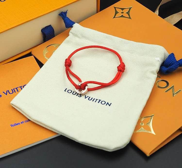 Wholesale Cheap Louis Vuitton Bracelets for Sale