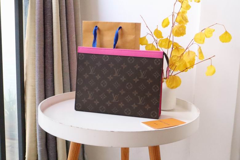 Wholesale Cheap Louis Vuitton Pochette Voyage MM Monogram Clutches for Sale