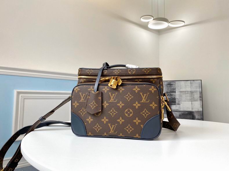 Louis Vuitton monogram canvas M44937 New Camera Bags