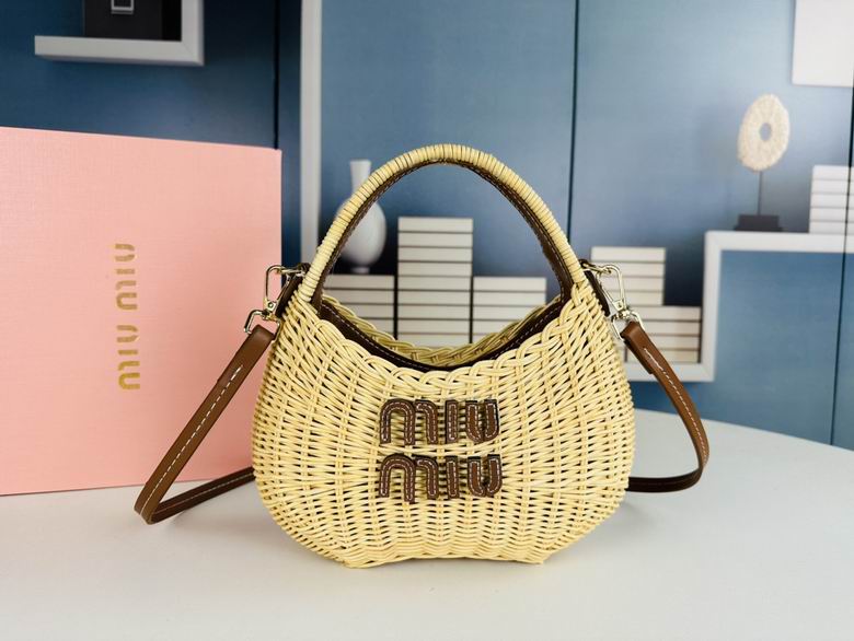 Wholesale Cheap M.iu Miu Basket bags for Sale