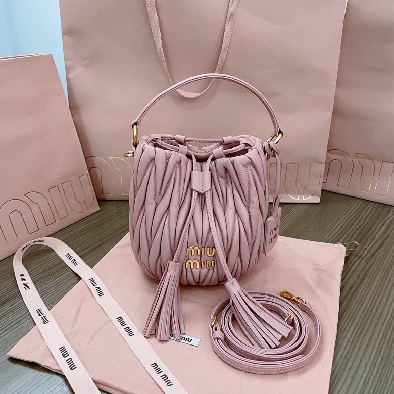 Wholesale Cheap M.iu Miu Leather Bucket Bags for Sale