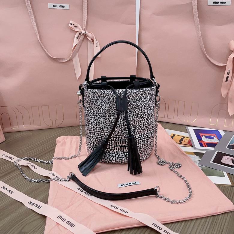 Wholesale Cheap M.iu Miu Leather Bucket Bags for Sale