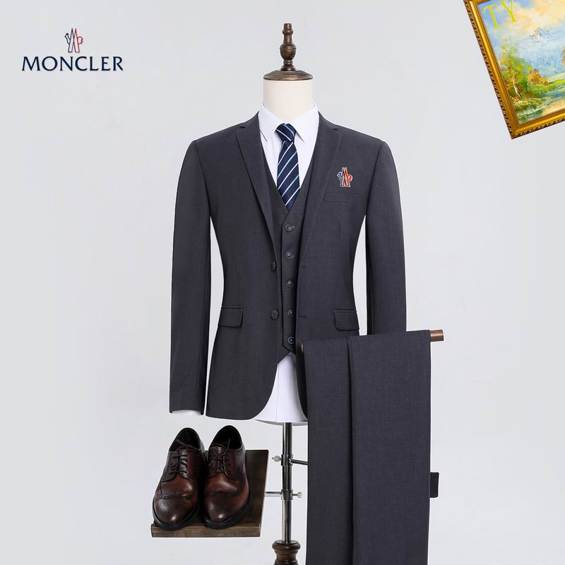 Wholesale Cheap M.oncler Replica Business Suits for Sale