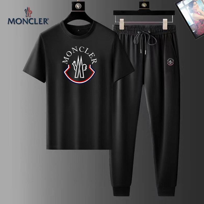 Wholesale Cheap M.oncler Short Sleeve Replica Tracksuits Sets for Sale