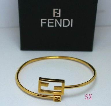 Wholesale Fashion Replica Fendi Bracelets-008