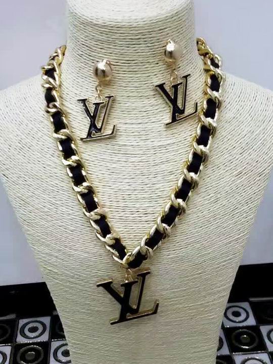 Wholesale LV Replica Jewelry Sets-004