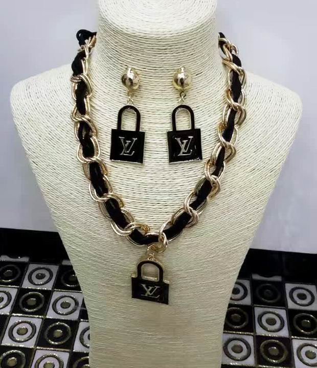 Wholesale LV Replica Jewelry Sets-005