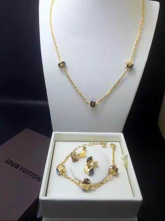 Wholesale LV Replica Jewelry Sets-008