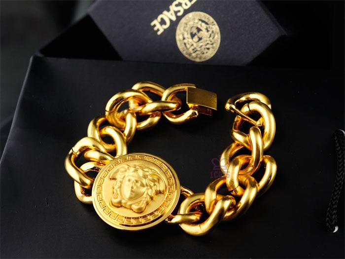 Wholesale Versace Bracelet Replica-031