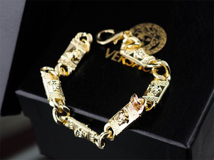 Wholesale Versace Bracelet Replica-035