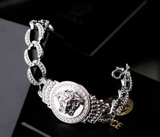 Wholesale Versace Bracelet Replica-043