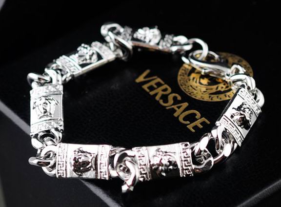 Wholesale Versace Bracelet Replica-046