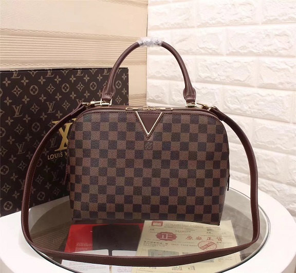 Wholesale AAA Replica Louis Vuitton Bags-056