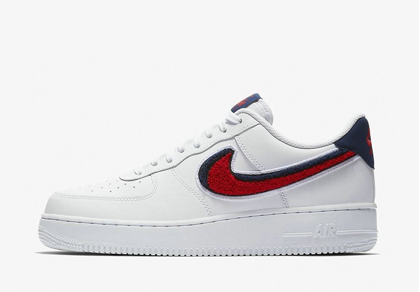 Nike Air Force 1 Low Lv8 Chenille Swoosh-220